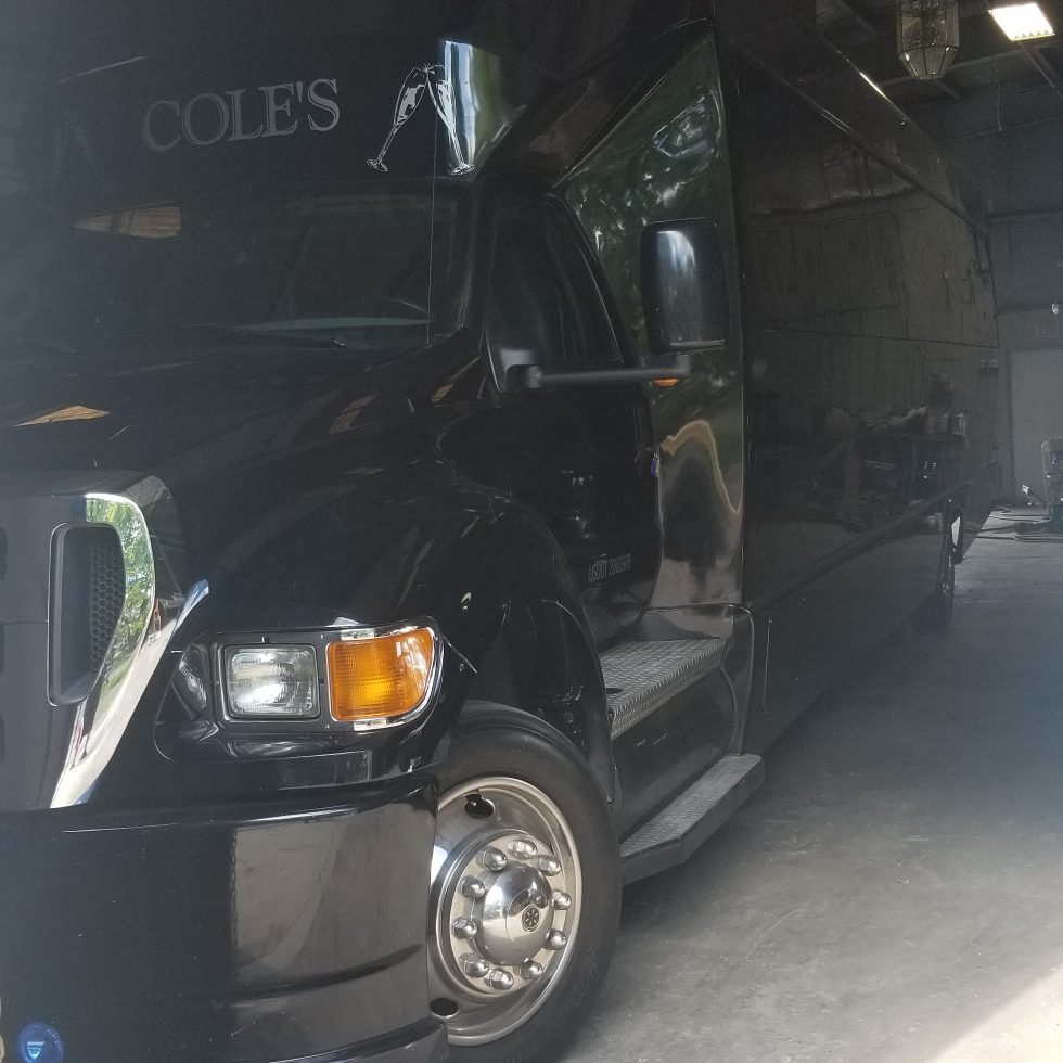 Louisville book a limo